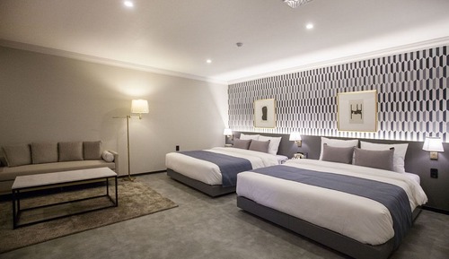 Suite