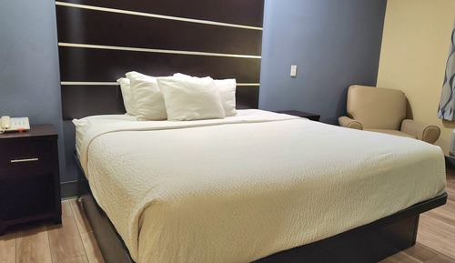 Habitación, 1 cama de matrimonio grande, accesible para personas con discapacidad (Kitchenette)