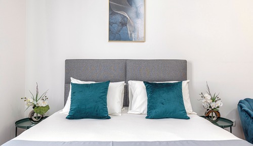 Estudio de lujo, 1 cama de matrimonio, vistas a la piscina (A1)