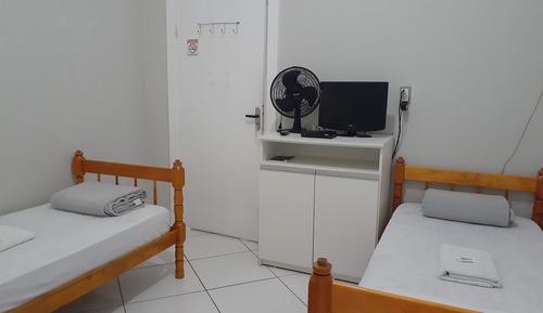 Habitación básica con 2 camas individuales, no fumadores