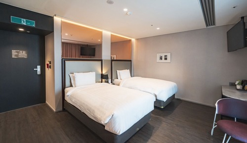 Habitación estándar con 2 camas individuales, vistas a la ciudad
