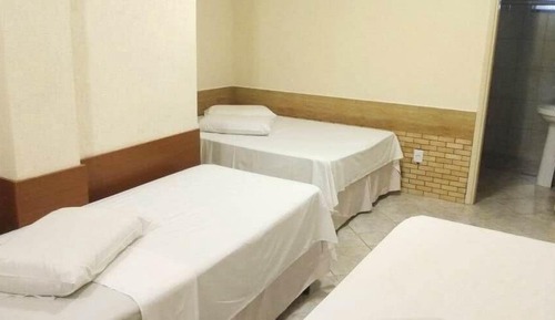 Habitación cuádruple estándar, varias camas
