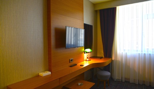 Habitación triple estándar, vistas a la ciudad