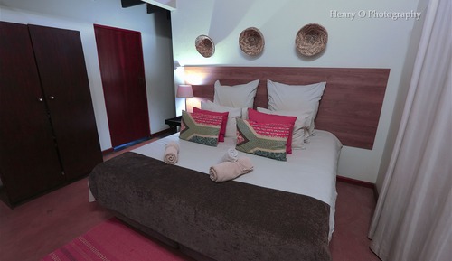 Chalet ejecutivo, 3 habitaciones, acceso a la piscina, vistas al valle
