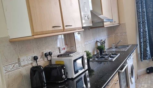 Apartamento económico, baño privado
