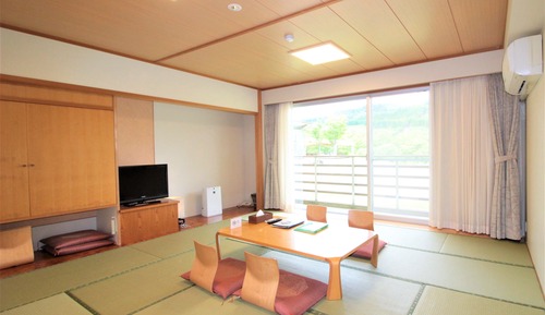 Habitación (Japanese Style)
