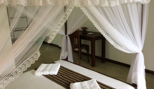 Habitación Deluxe, 1 cama de matrimonio, no fumadores, vistas al jardín