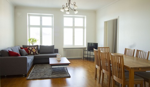 Apartamento Deluxe, 2 habitaciones, sauna, vistas a la ciudad
