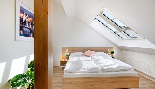 Ático exclusivo, 1 habitación, terraza, vistas a la ciudad