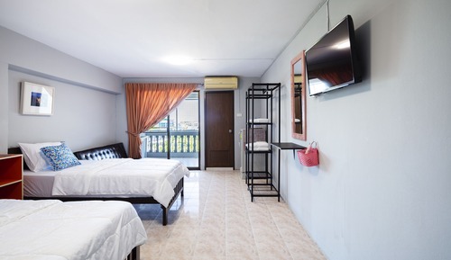 Habitación familiar con 2 camas individuales