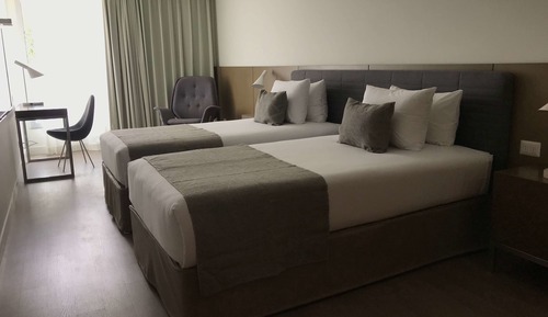 Habitación clásica, 2 camas individuales, vistas a la ciudad