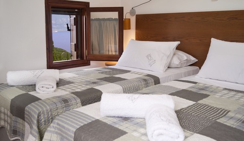 Casa familiar, 4 habitaciones, vistas al mar