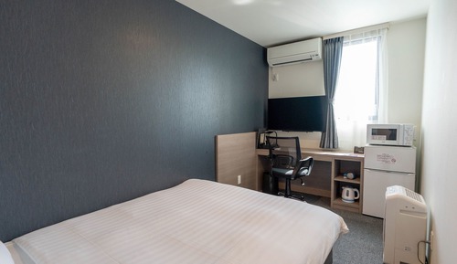 Habitación estándar doble (check-in is not available after 11PM)