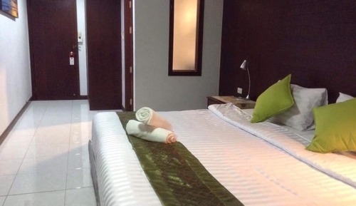 Habitación estándar con 1 cama doble o 2 individuales