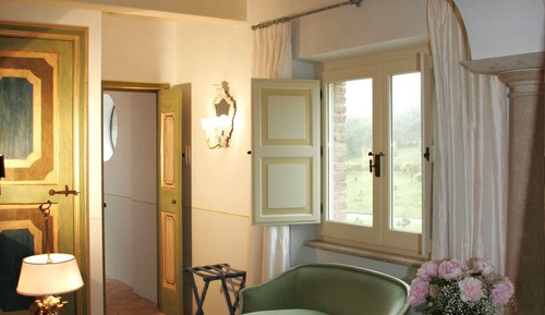 Suite junior, terraza, vistas a la piscina