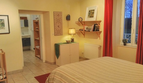 Habitación Confort doble, 1 cama doble, vistas al jardín, planta baja