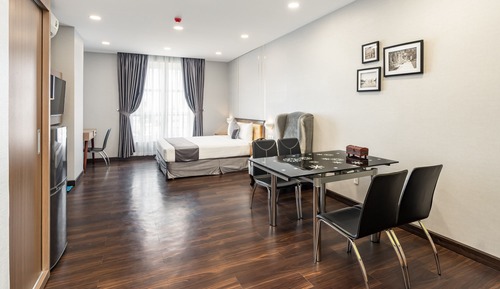 Estudio Deluxe, 1 cama de matrimonio, no fumadores, vistas a la ciudad