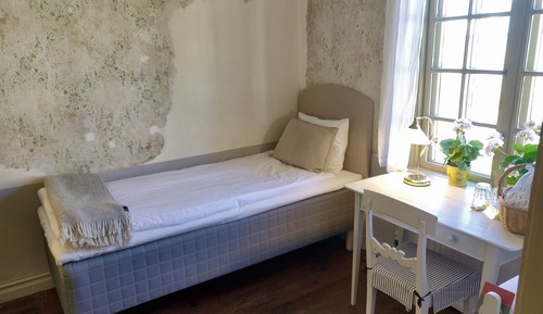 Habitación clásica con 2 camas individuales, baño compartido
