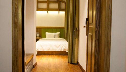Habitación tradicional con 2 camas individuales