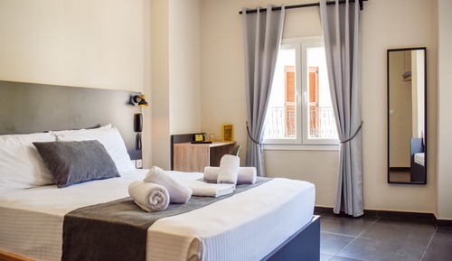 Habitación triple Deluxe, vistas a la ciudad
