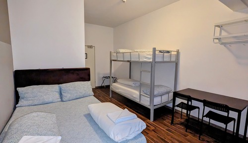 Habitación cuádruple, no fumadores, vistas al jardín