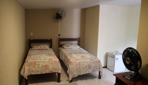 Habitación con 2 camas individuales