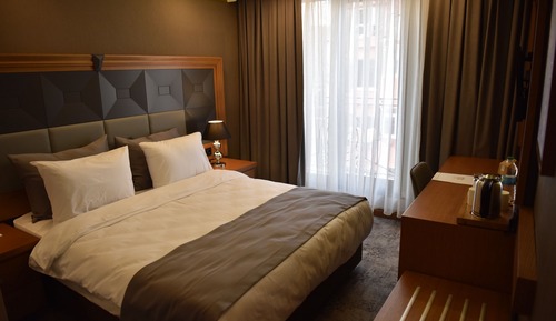 Habitación doble superior, 1 cama doble, no fumadores, vistas a la ciudad