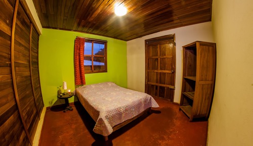 Bungalow familiar, 2 habitaciones, cocina, vistas a la piscina