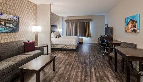 Suite, 1 cama de matrimonio grande, no fumadores, frigorífico y microondas (with Sofabed)