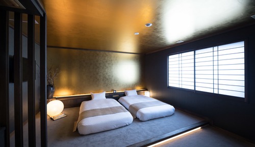 Habitación cuádruple superior (Kinkaku)