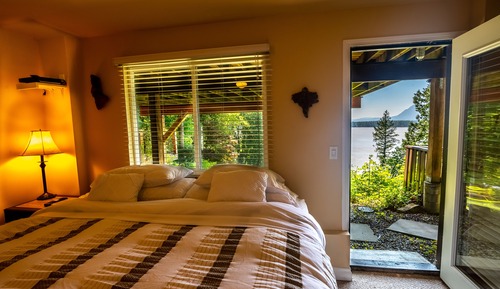 Habitación familiar, vistas al río