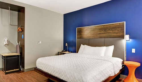 Habitación, 1 cama de matrimonio grande, accesible para personas con discapacidad, bañera