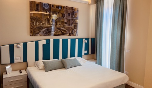Habitación Confort con 1 cama doble o 2 individuales