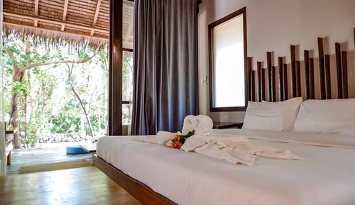 Villa (Forest 1)