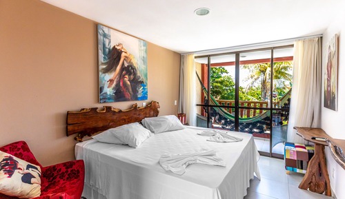 Habitación superior, 1 cama de matrimonio grande, vistas al jardín