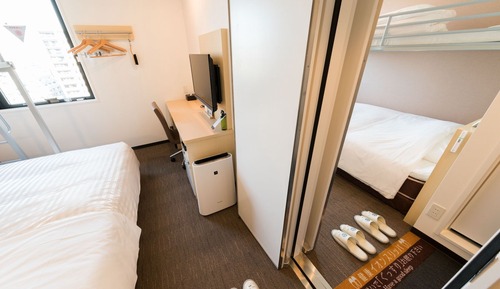 Habitación (Connecting)