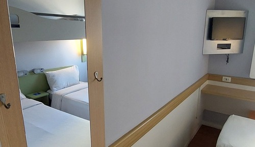 Apartamento estándar, varias camas
