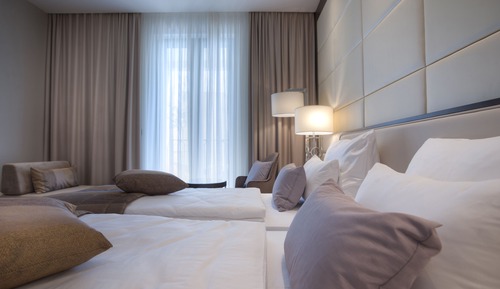 Standard Double or Twin Room, Balcony, Atrium view