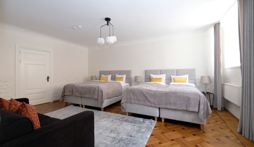 Apartamento, 4 habitaciones, fumadores, 2 baños