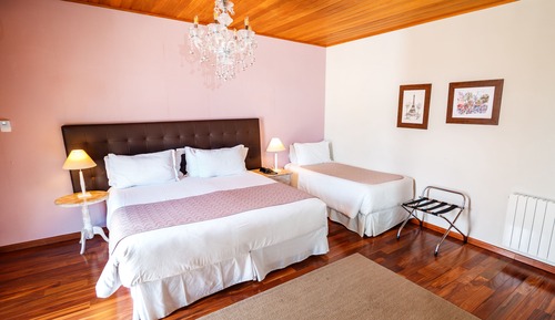 Habitación estándar con 1 cama doble o 2 individuales