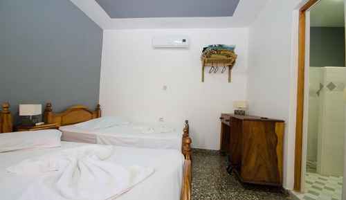 Habitación con 1 cama doble o 2 individuales