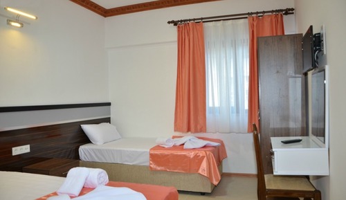 Habitación estándar con 2 camas individuales