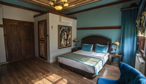 Habitación estándar con 1 cama doble o 2 individuales