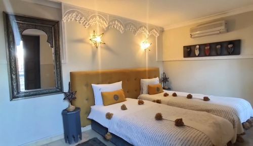 Habitación con 1 cama doble o 2 individuales, baño privado (Poudre d'Étoile)
