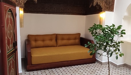 Suite de lujo, patio (L'AZIZA)