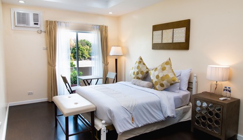 Sierra Suites
