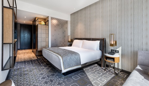 Habitación clásica, 1 cama de matrimonio grande, vistas a la ciudad