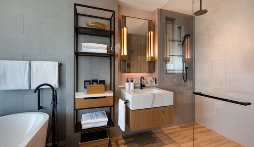 Suite junior, 1 cama de matrimonio grande, Acceso al salón del club (Cityscape View)