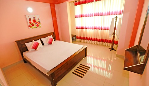 Habitación estándar con 1 cama doble o 2 individuales