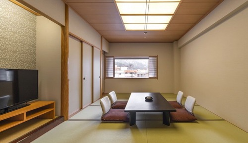 Habitación superior, no fumadores (main tower, city side, JP style)